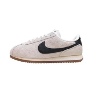 nike cortez vintage suede