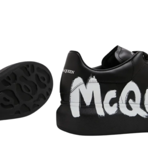 aexander mcqueen oversized graffiti – black white