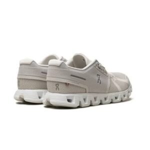 on running cloud 5 pearl white