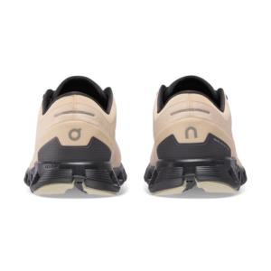 on running cloudwander waterproof black eclipse (copy) (copy)