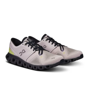 on running cloudwander waterproof black eclipse (copy) (copy)