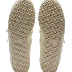 imgi 49 1182a660 752 sb bt glb